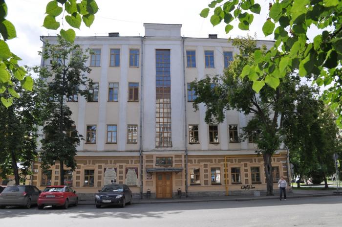 Приглашаем на подготовительные курсы для абитуриентов