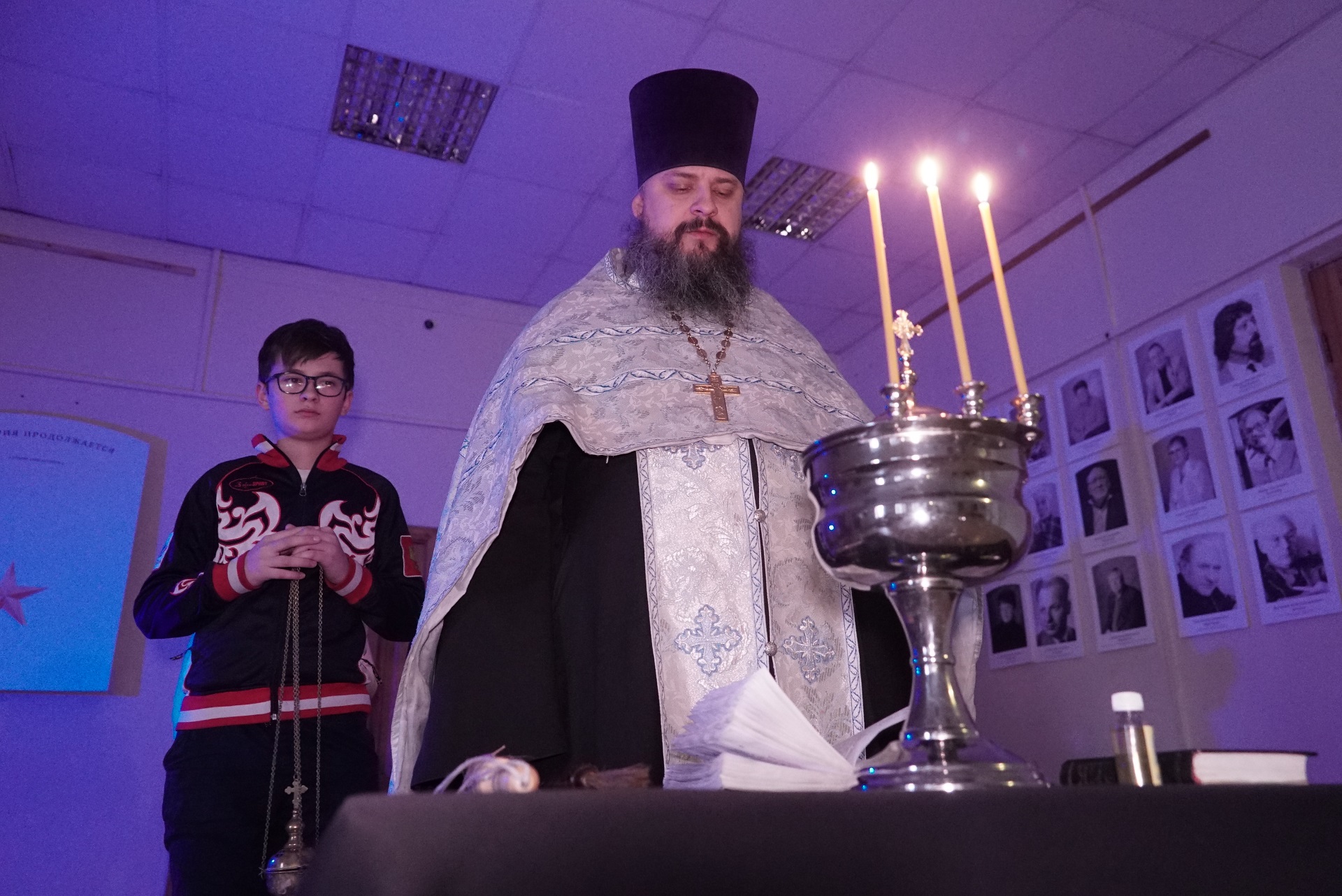 В ЕГТИ провели молебен перед началом ремонтных работ