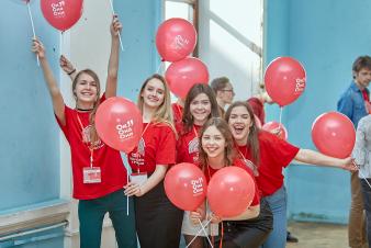 Впервые в Екатеринбурге на фестивале «Он. Она. Они» свои спектакли представят все театральные школы России